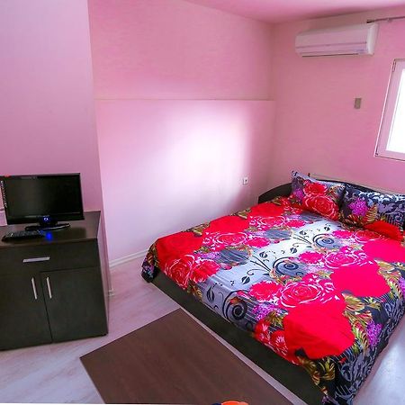Hostel Shatrata Bogomilovo المظهر الخارجي الصورة